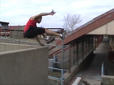 free-running-parkour-vault-michael-lytle